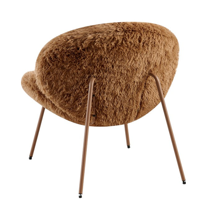 לאונג' צ'ייר לייזי מדיסון בראון