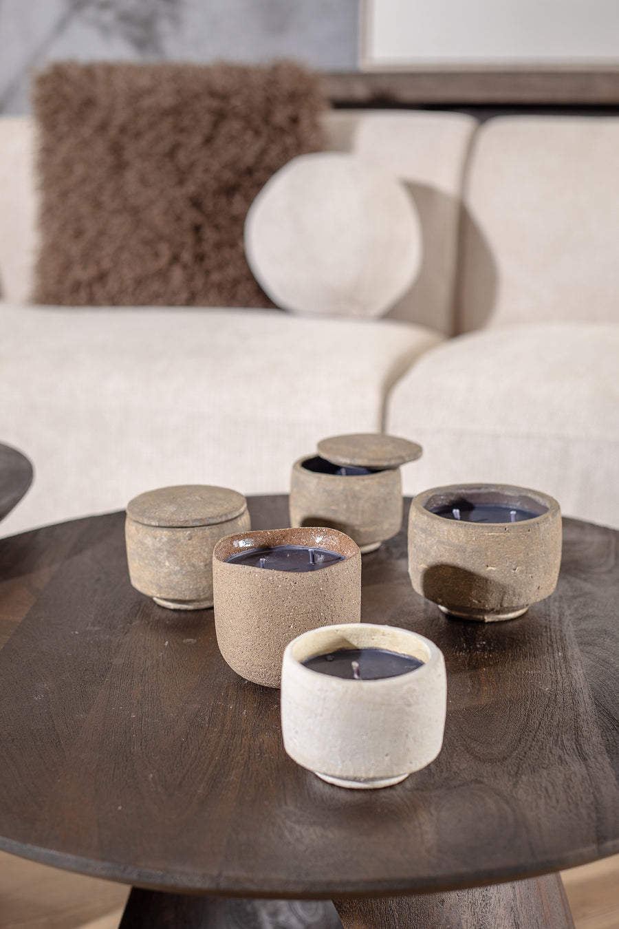 נר צמנטו ליד נטוראל בראון S