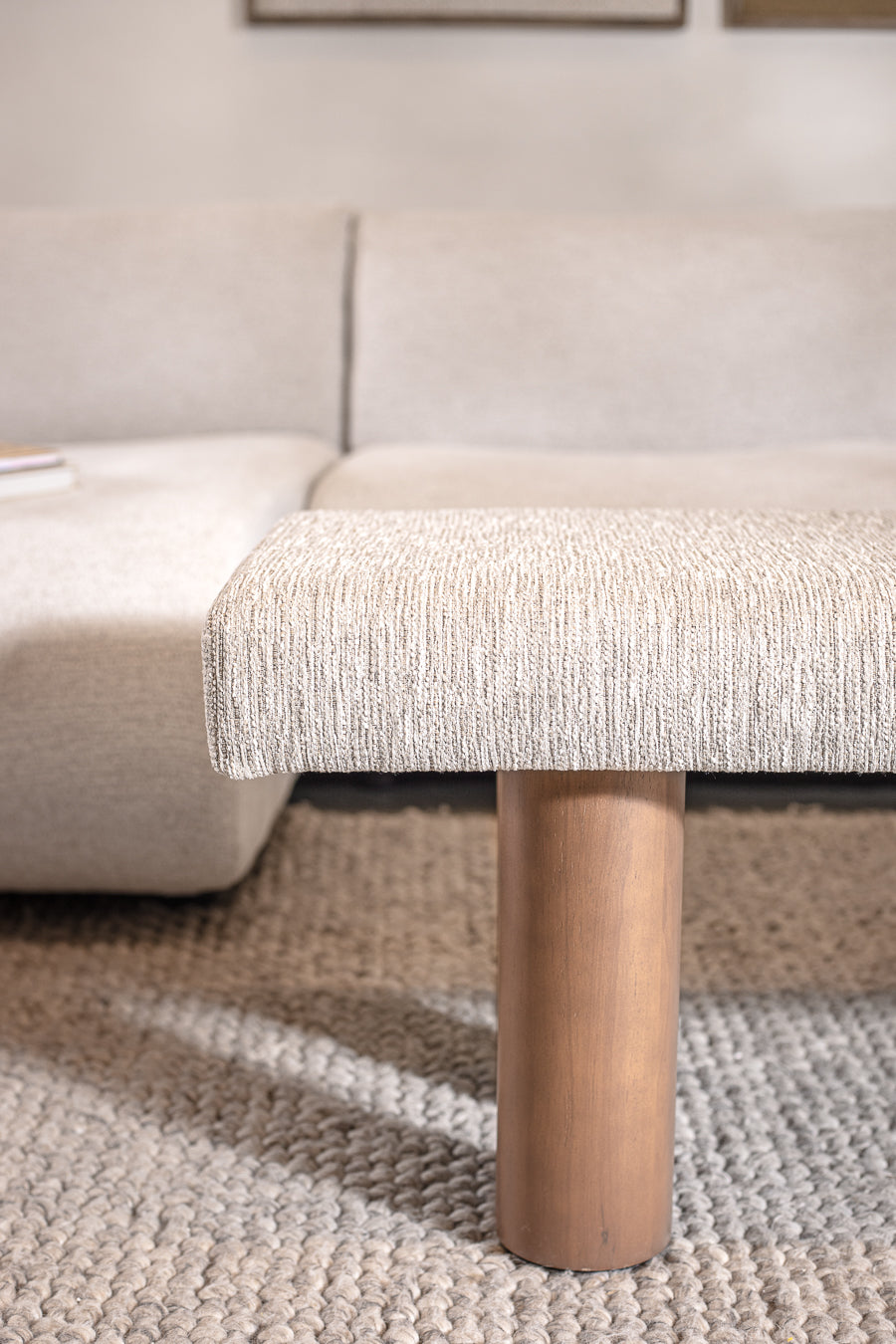 ספסל לינה אייבורי