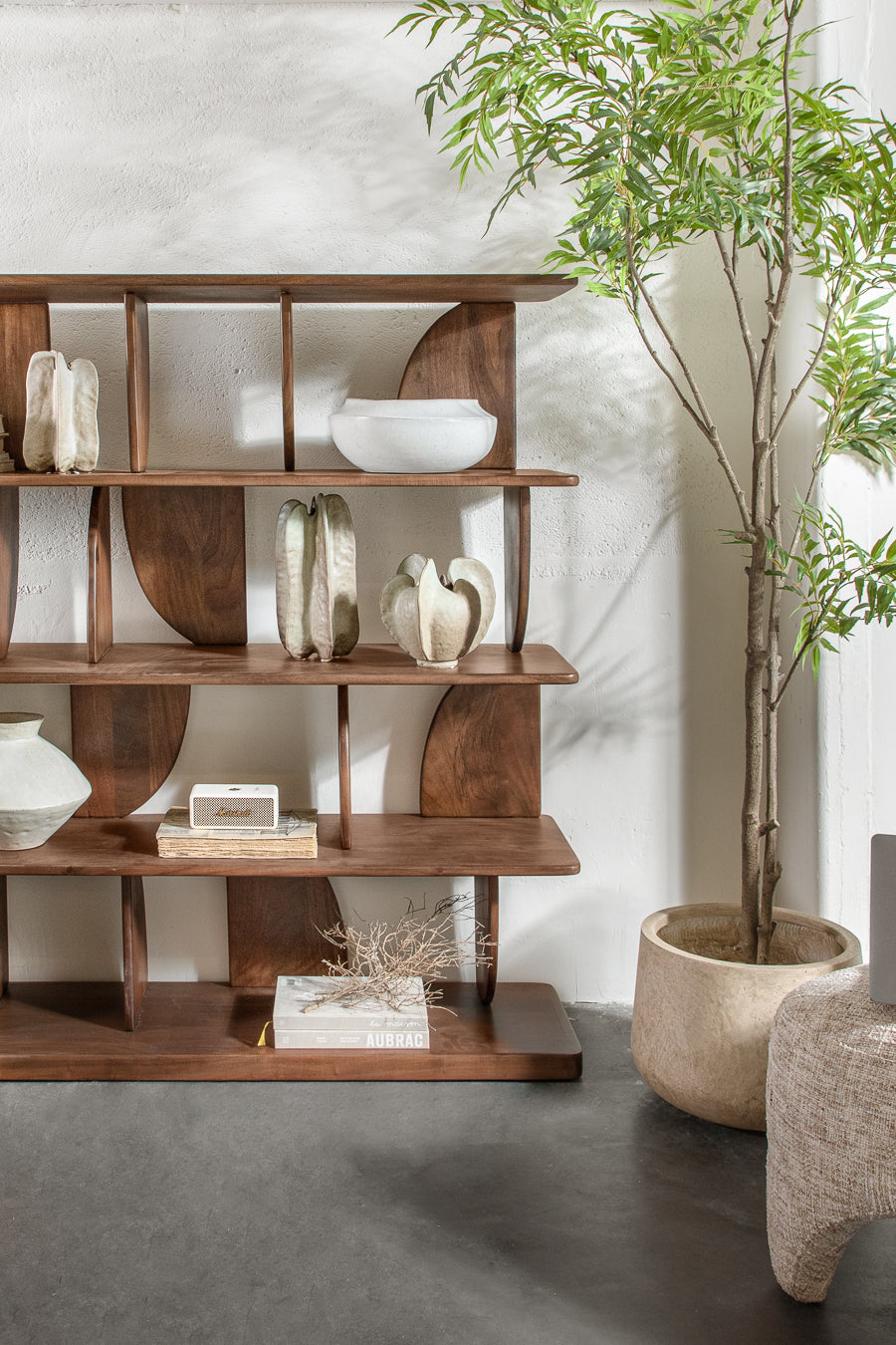 מדפים ליב וולנאט