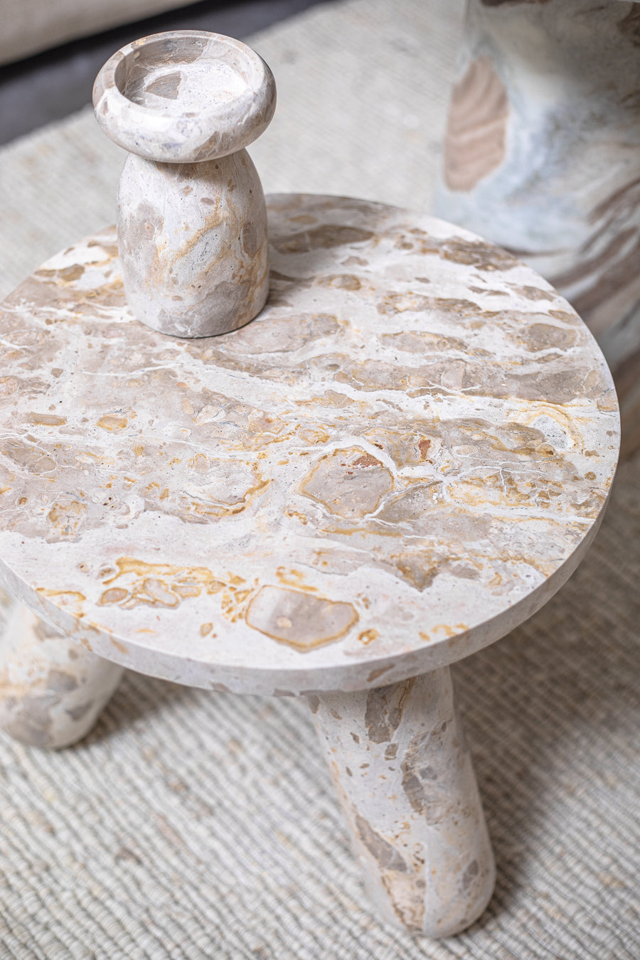 שולחן 3 רגליים מארבל