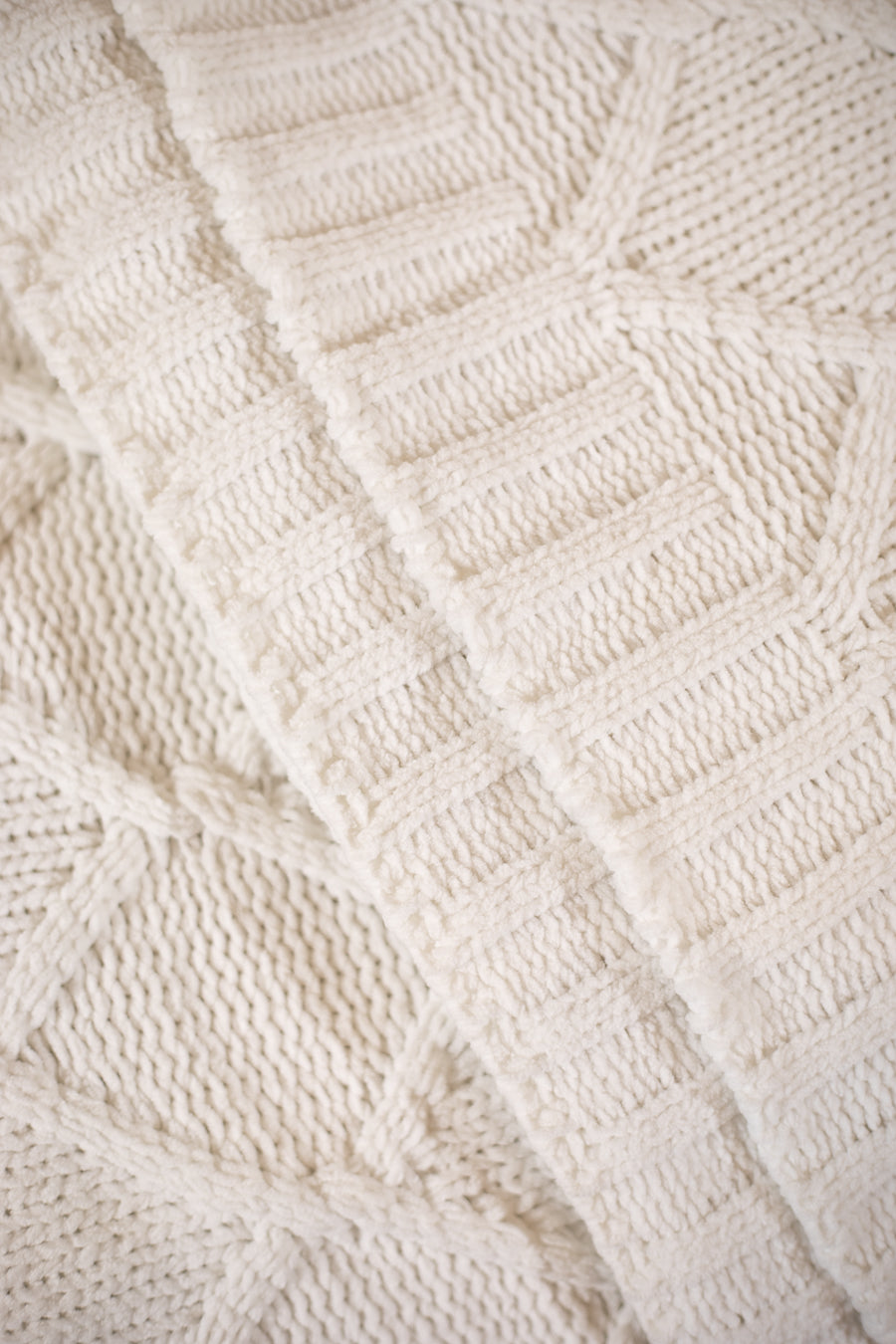 בלנקט ליזבט ווייט
 150x130