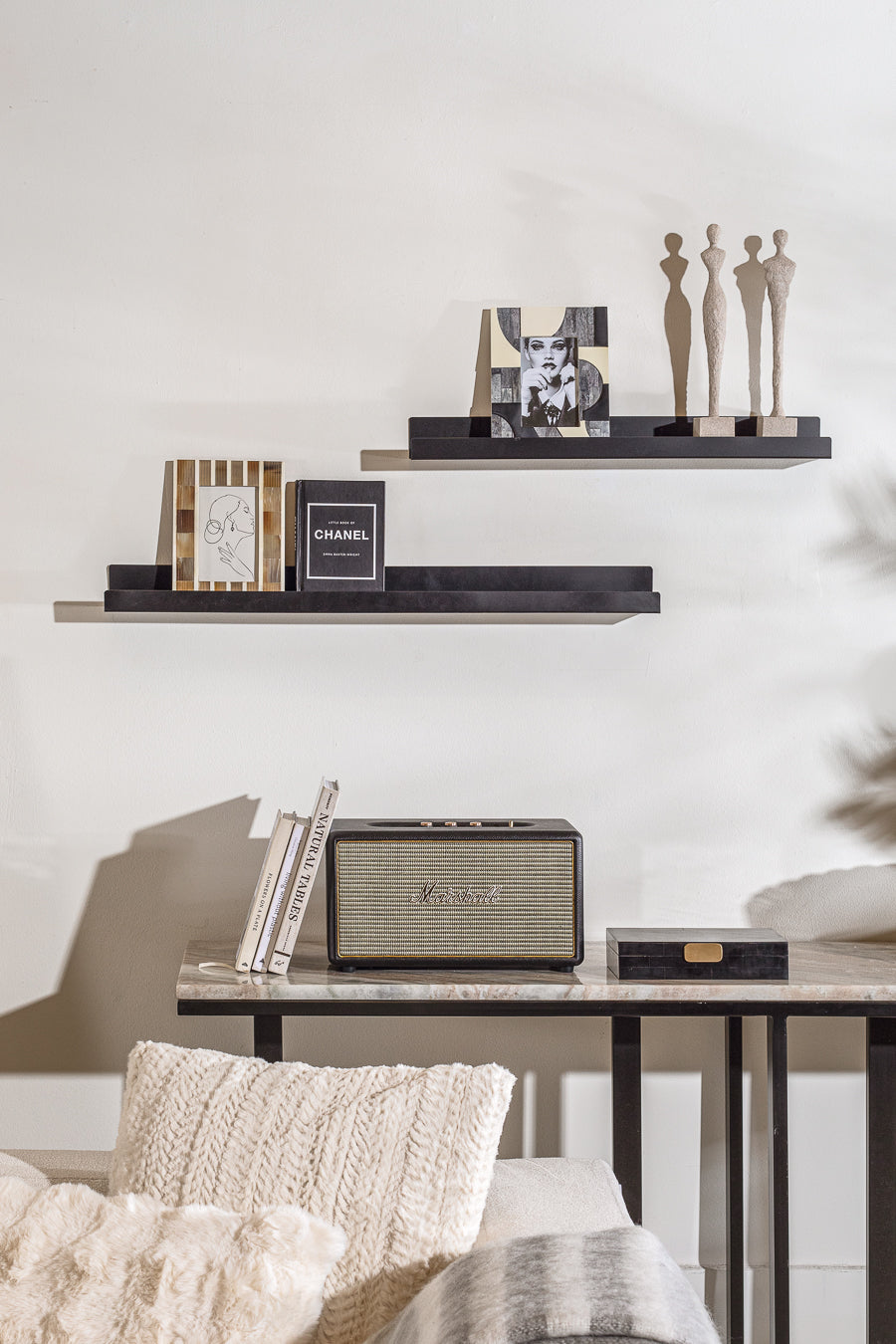 מדף סווידיש סינגל בלאק