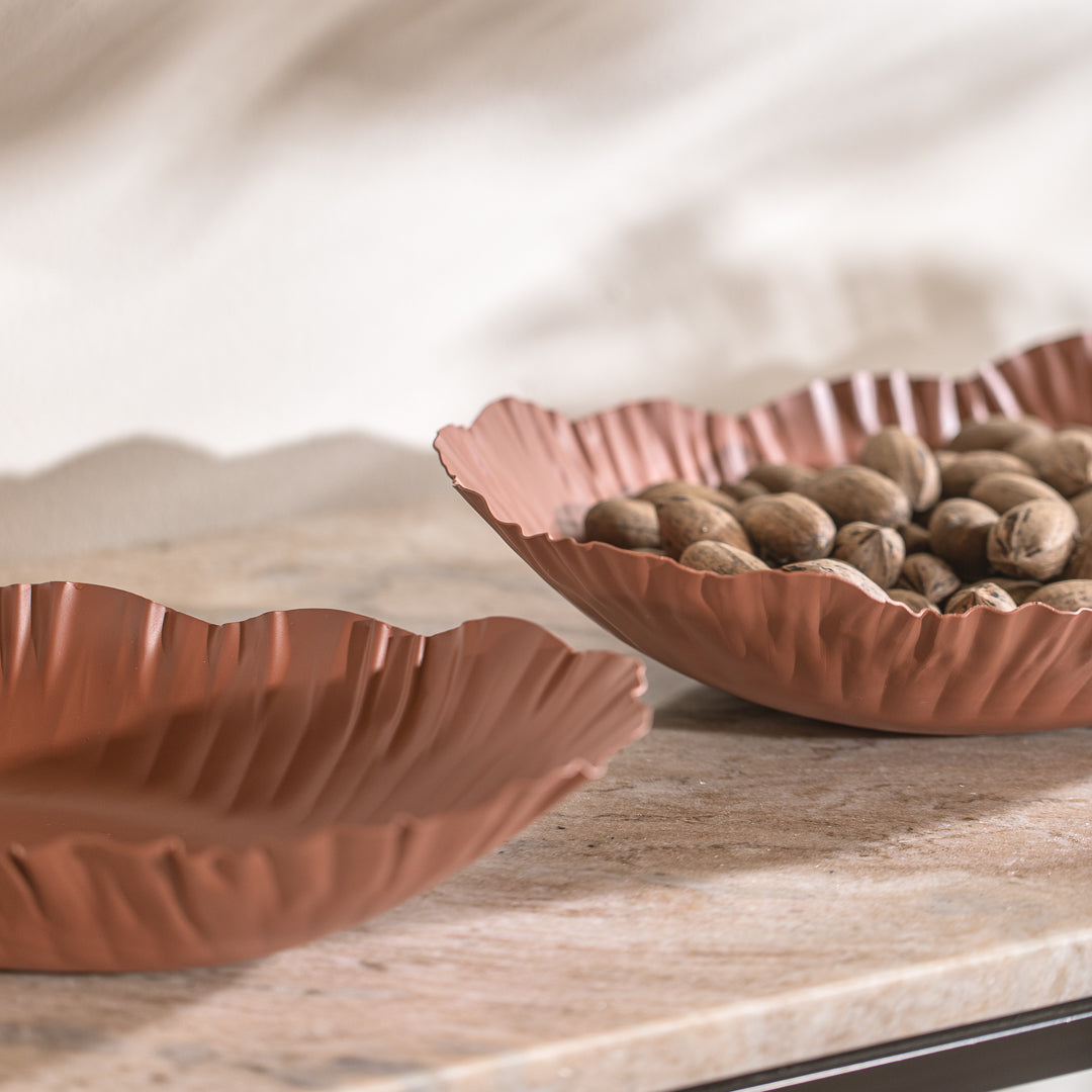 מגש אובאלי דקו קרימסון M