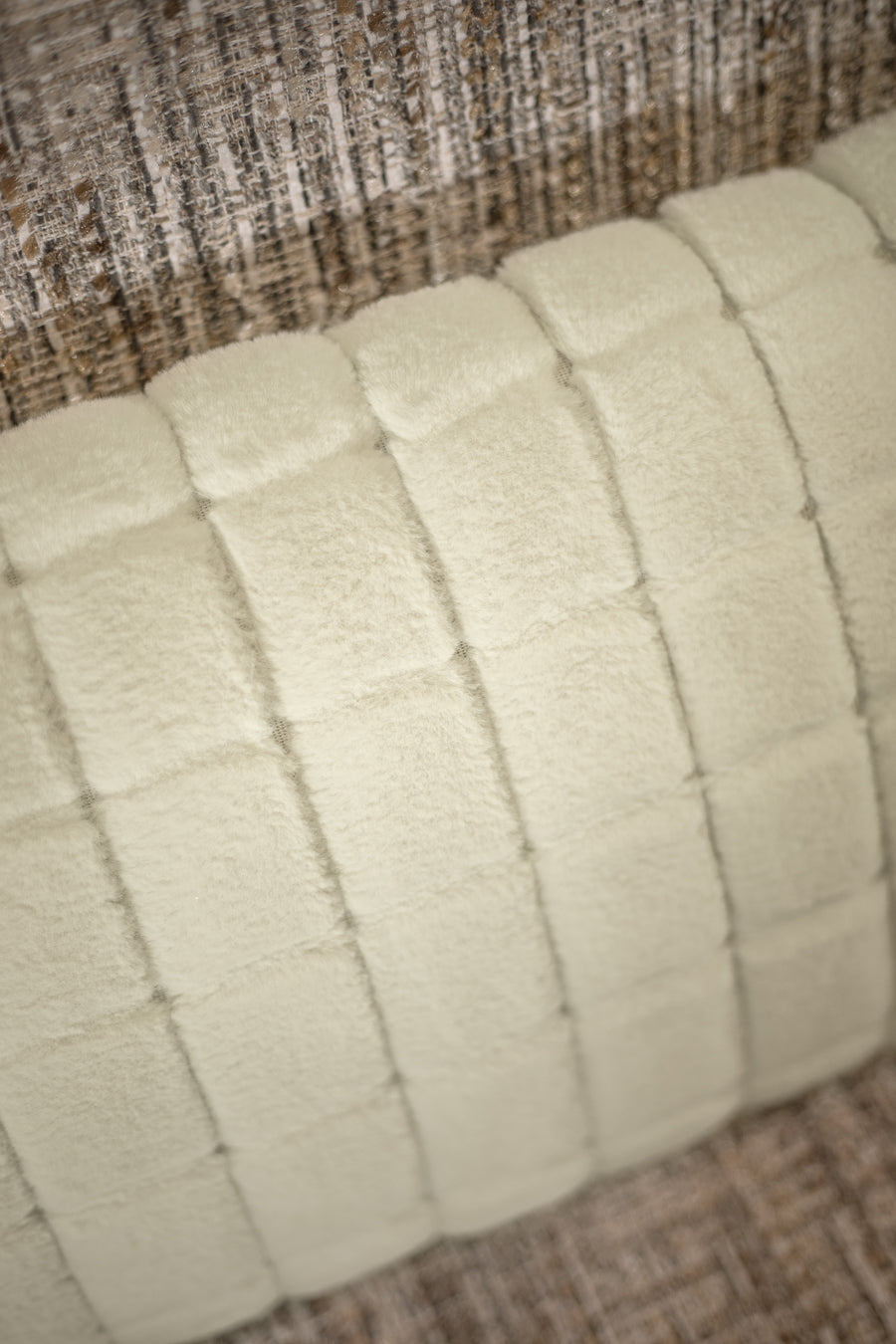 כרית טדי סקוורס אייבורי