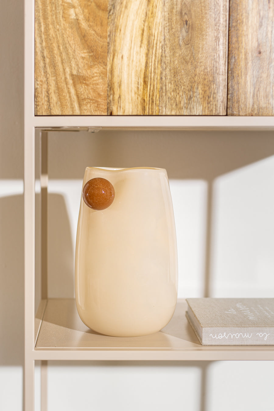 ואזה ארטי סמוק ווייט L