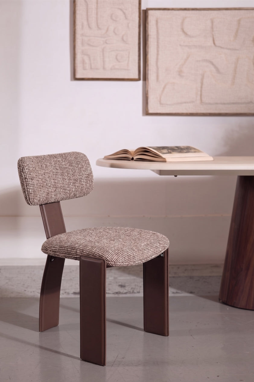 כיסא סיינה בלט בראון