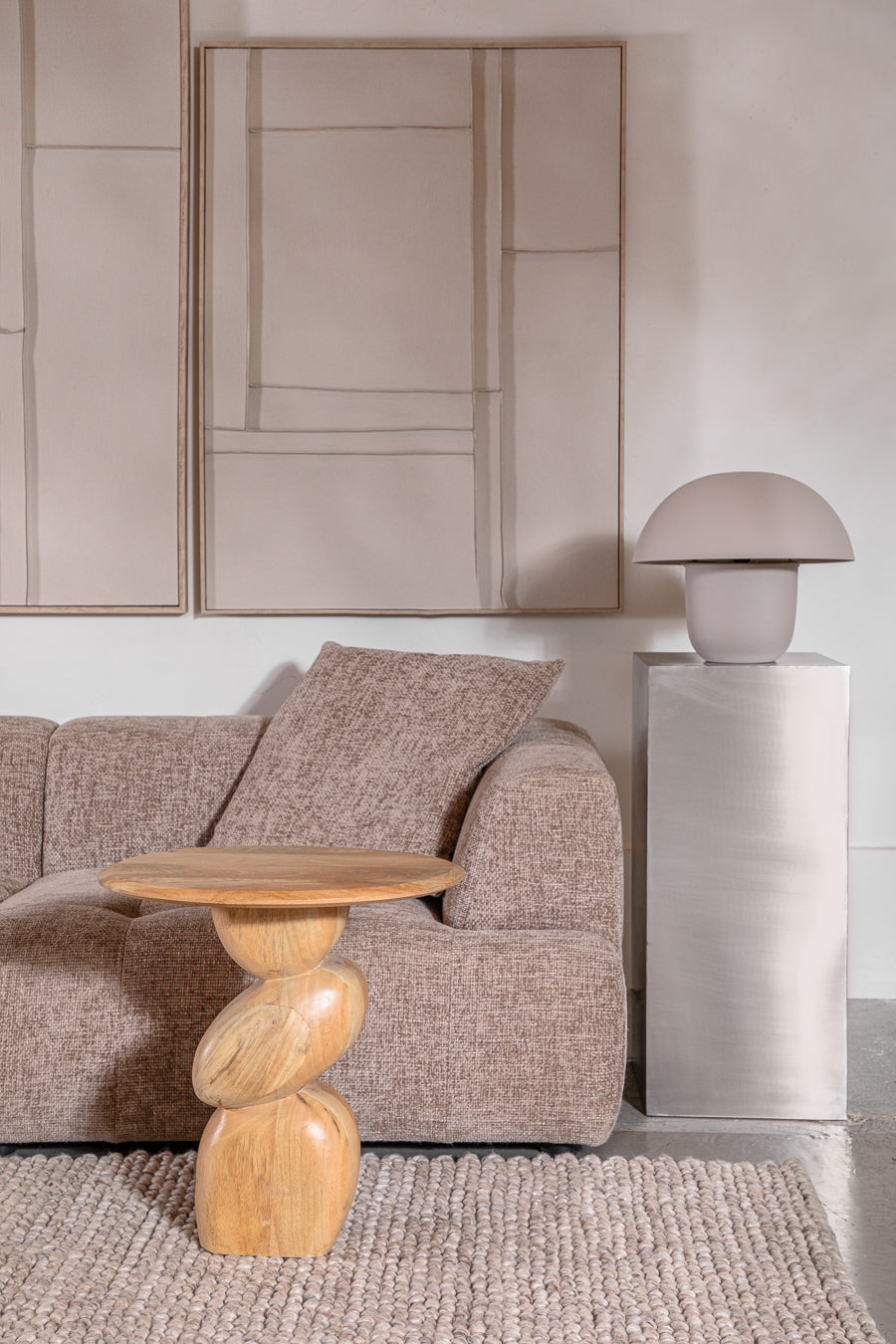 Roxy Natural table