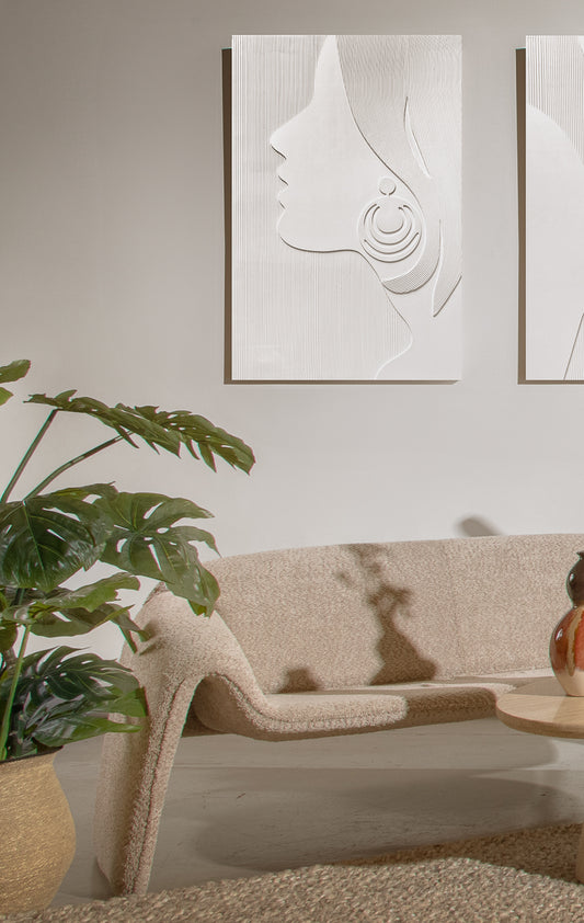 תמונה תבליט ליידי ווייט