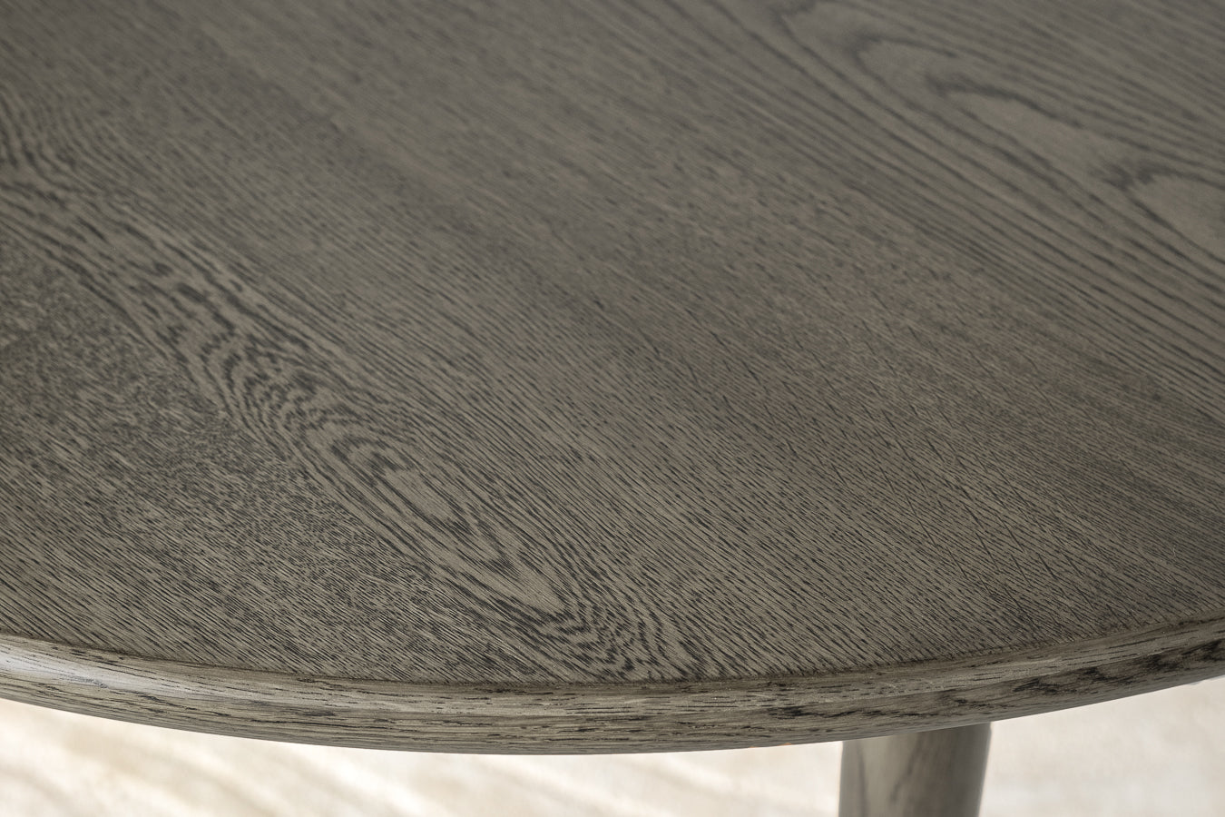 שולחן מרטינה עגול נפתח בלאק