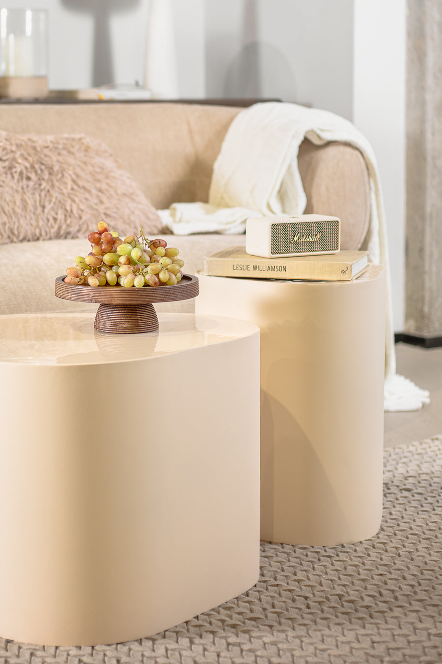 שולחן אורגניק אייבורי