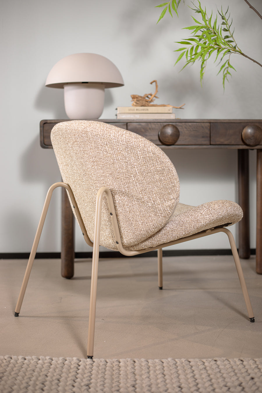 לאונג' צ'ייר לייזי מדיסון קפוצ'ינו