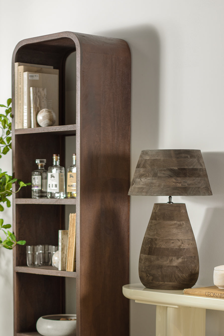 מדפים לוסט נטוראל