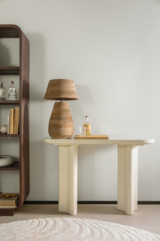 קונסולה גלוסי מילקי ווייט