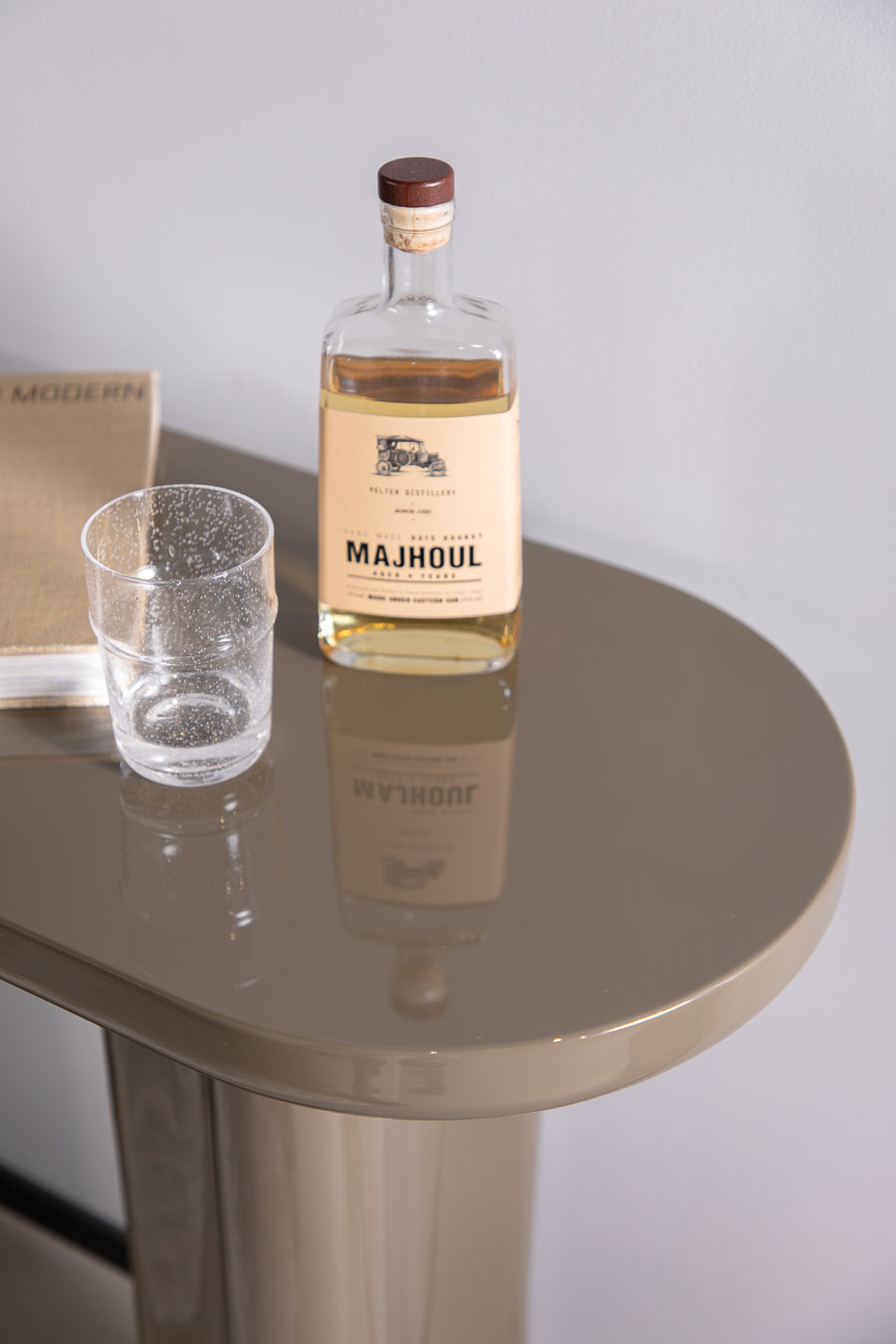 קונסולה גלוסי גרין