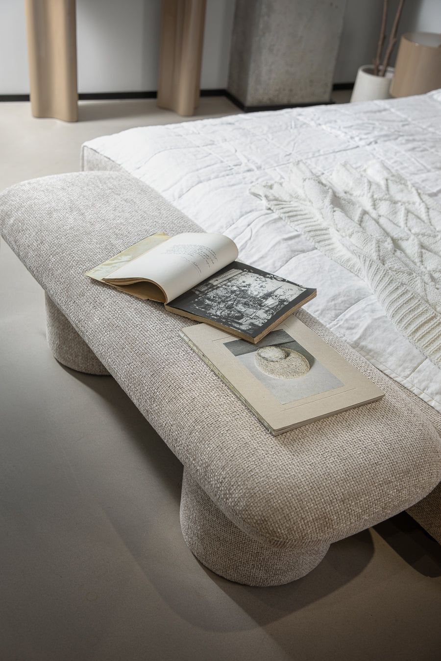 ספסל קלואי אייבורי