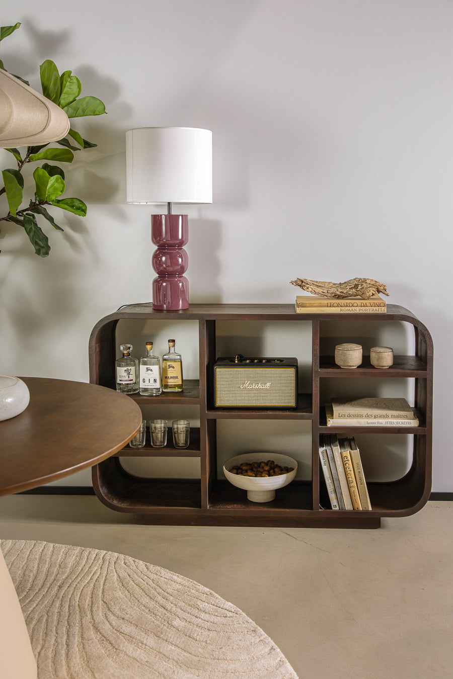 מדפים לוסט וולנאט