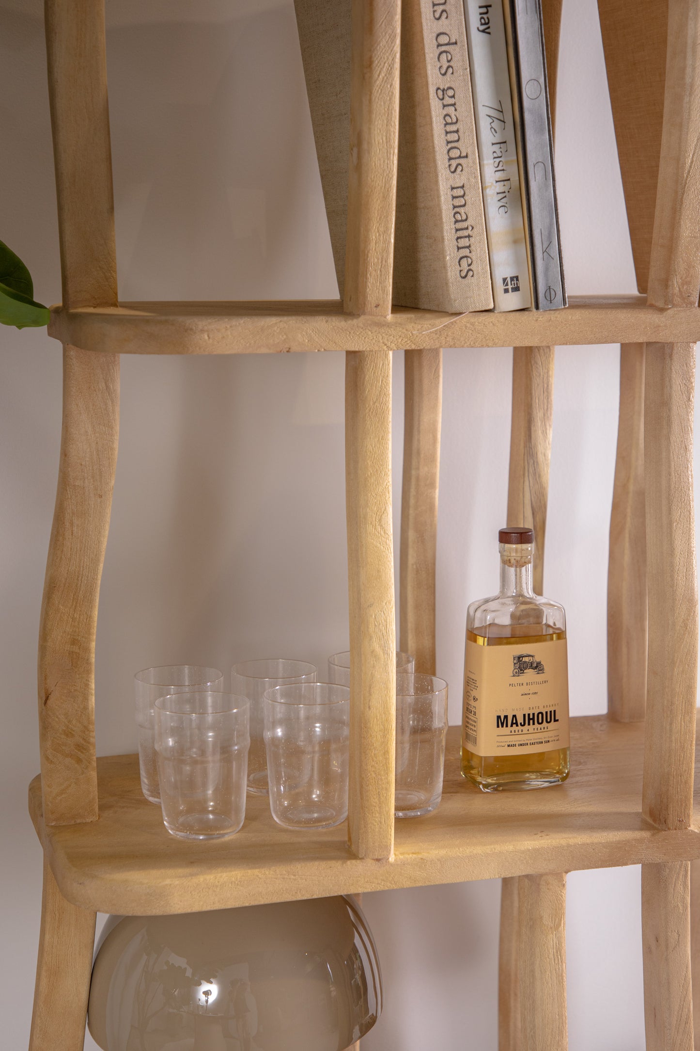 מדפים פרימיטיב נטוראל