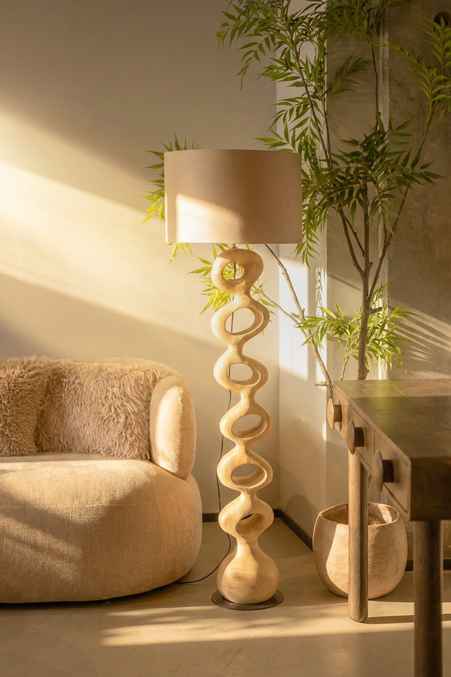 מנורה ריצפה לוסט רינגס נטוראל