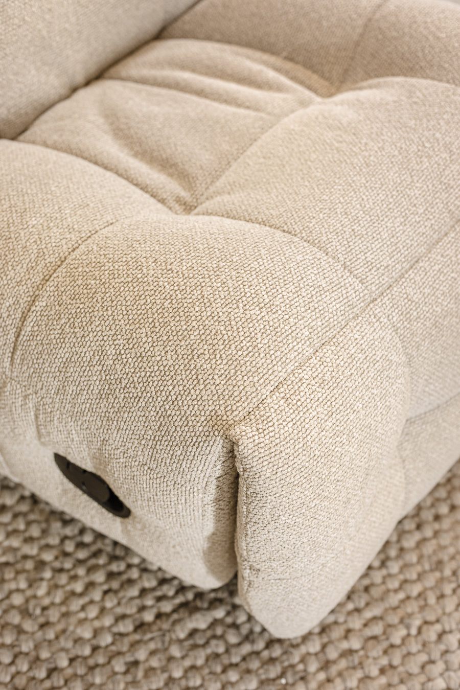 כורסה באנקר ווייט