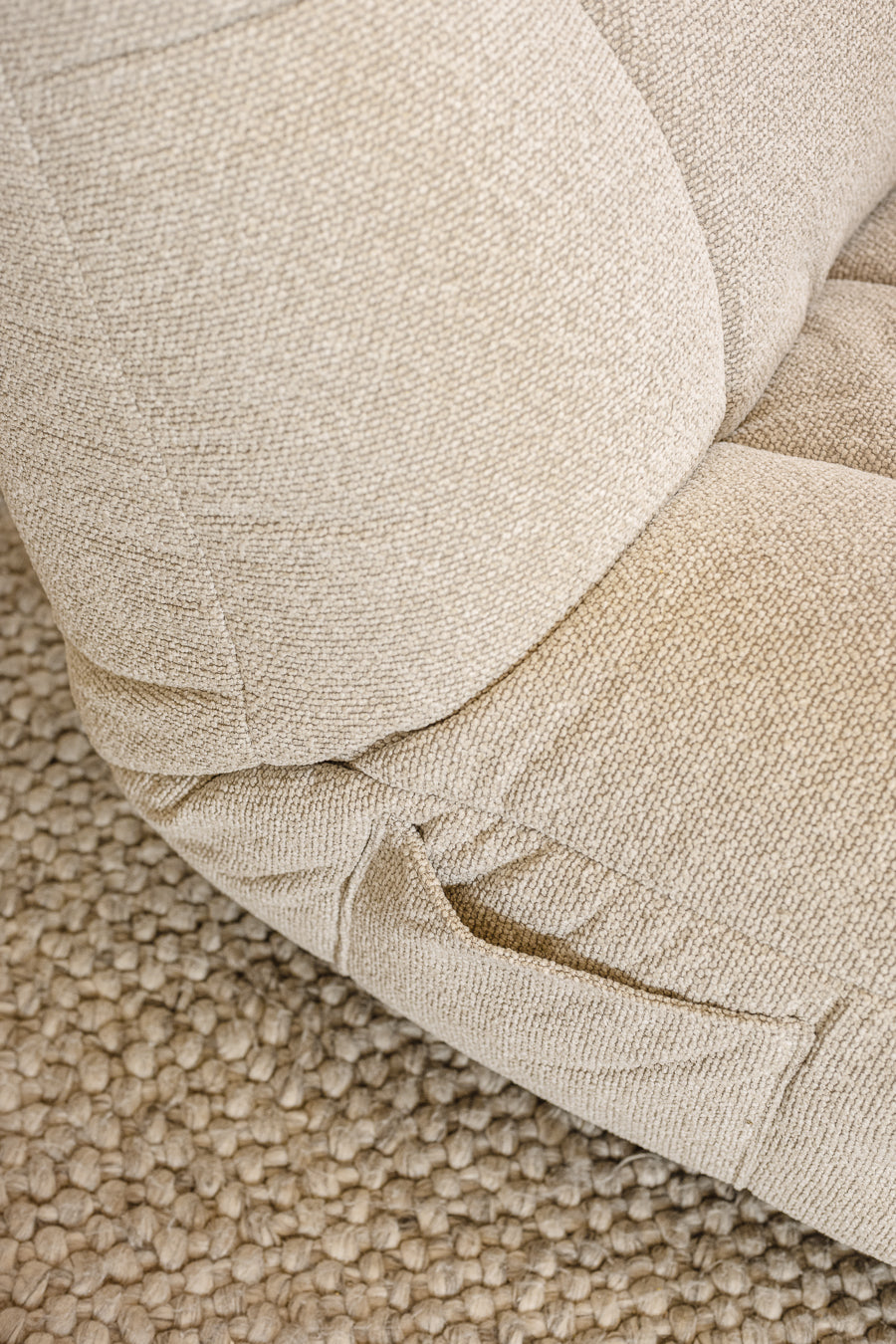 כורסה באנקר ווייט