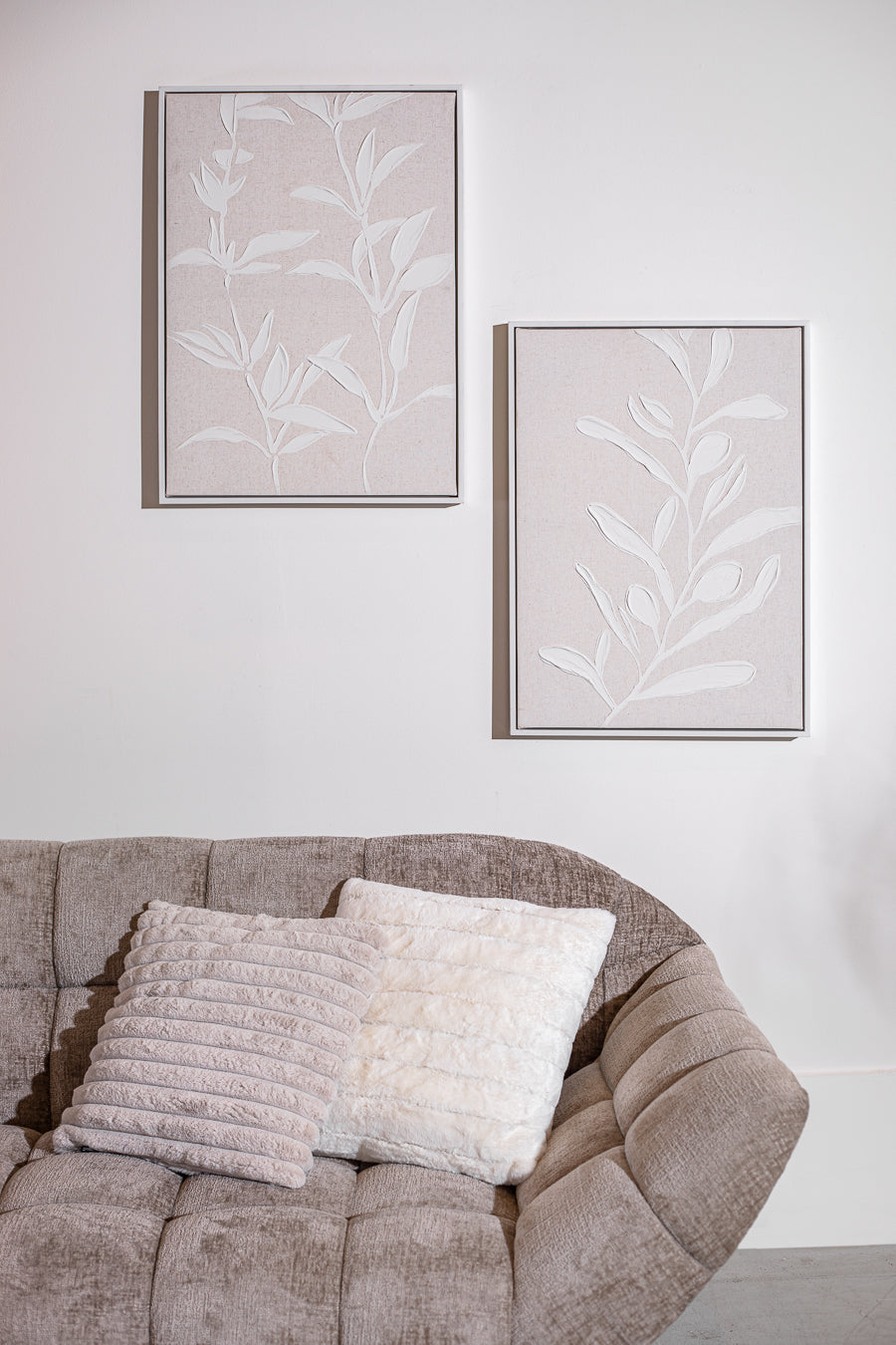 תמונה תבליט פלוואר בז' אנד ווייט S