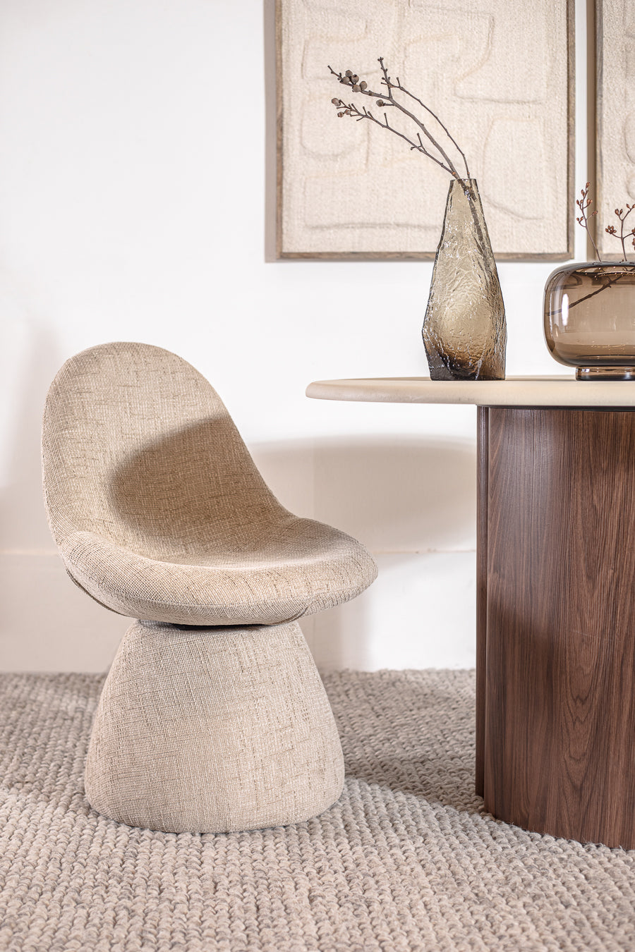 כיסא נורה אייבורי