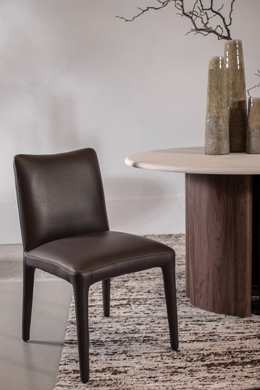 כיסא פרדריק צ'וקולט