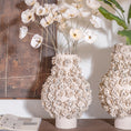 Blooming White M Vase