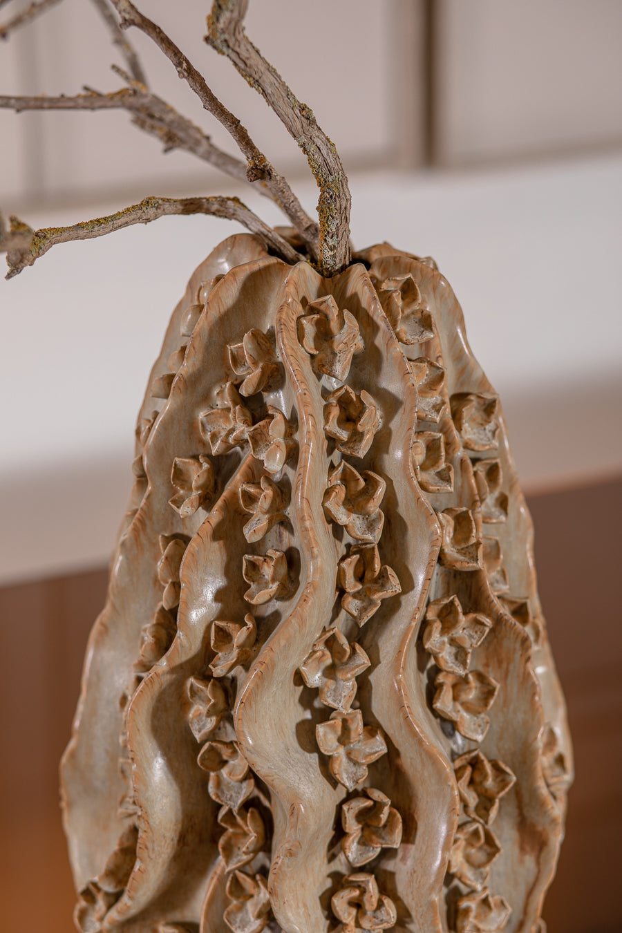 Vase Flowers Antique Ivory L