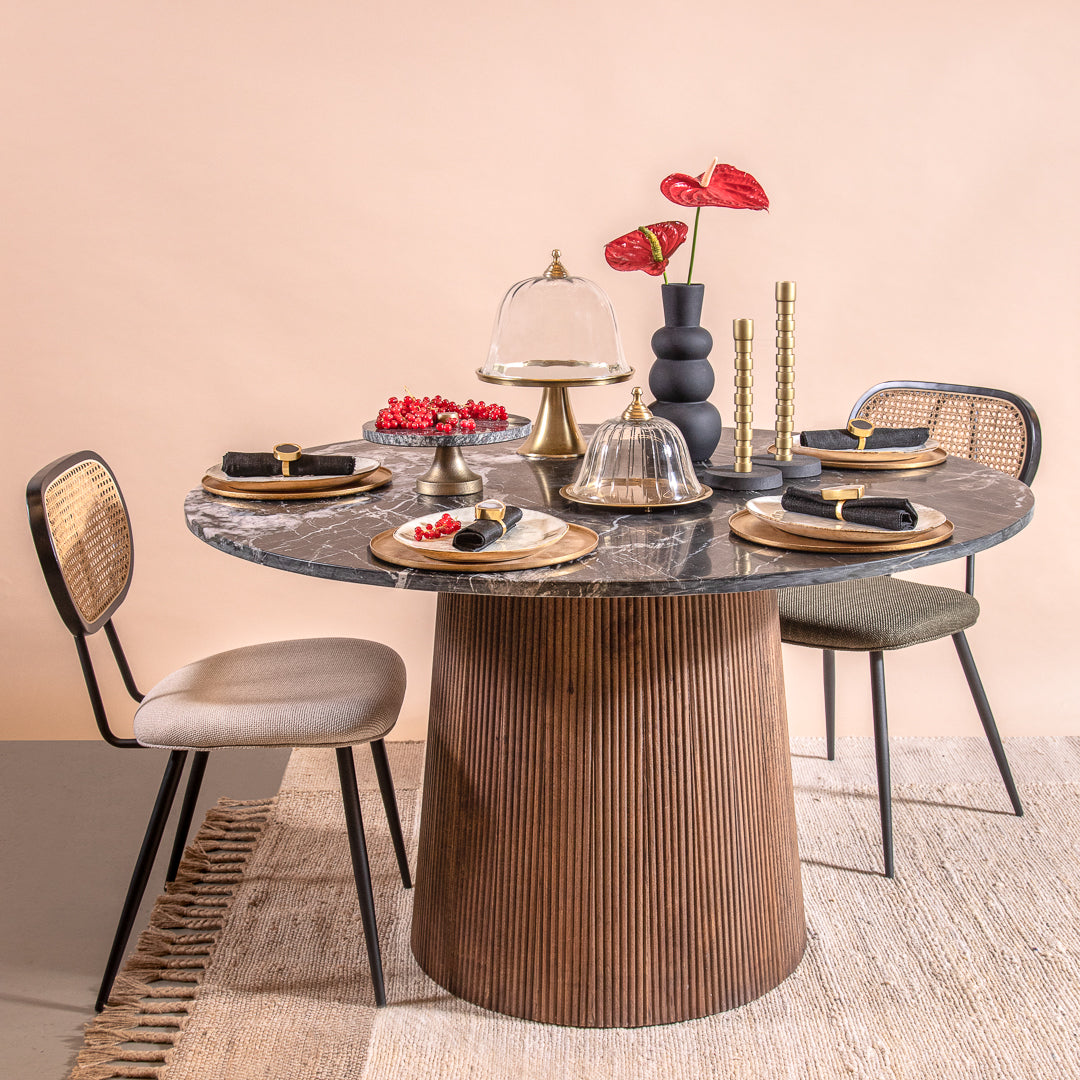 פמוט אקספלור